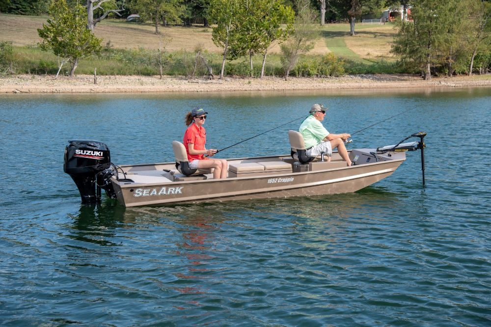 2027 SeaArk 1652 Crappie Deluxe for sale in Washington, Indiana